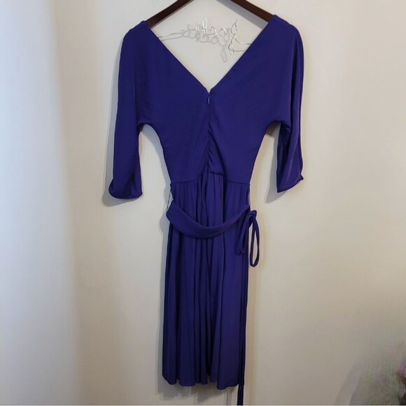 BcbgMaxAzria Perisan Blue Cruz V-Neck Dress Pleated Size XS - Picture 9 of 13